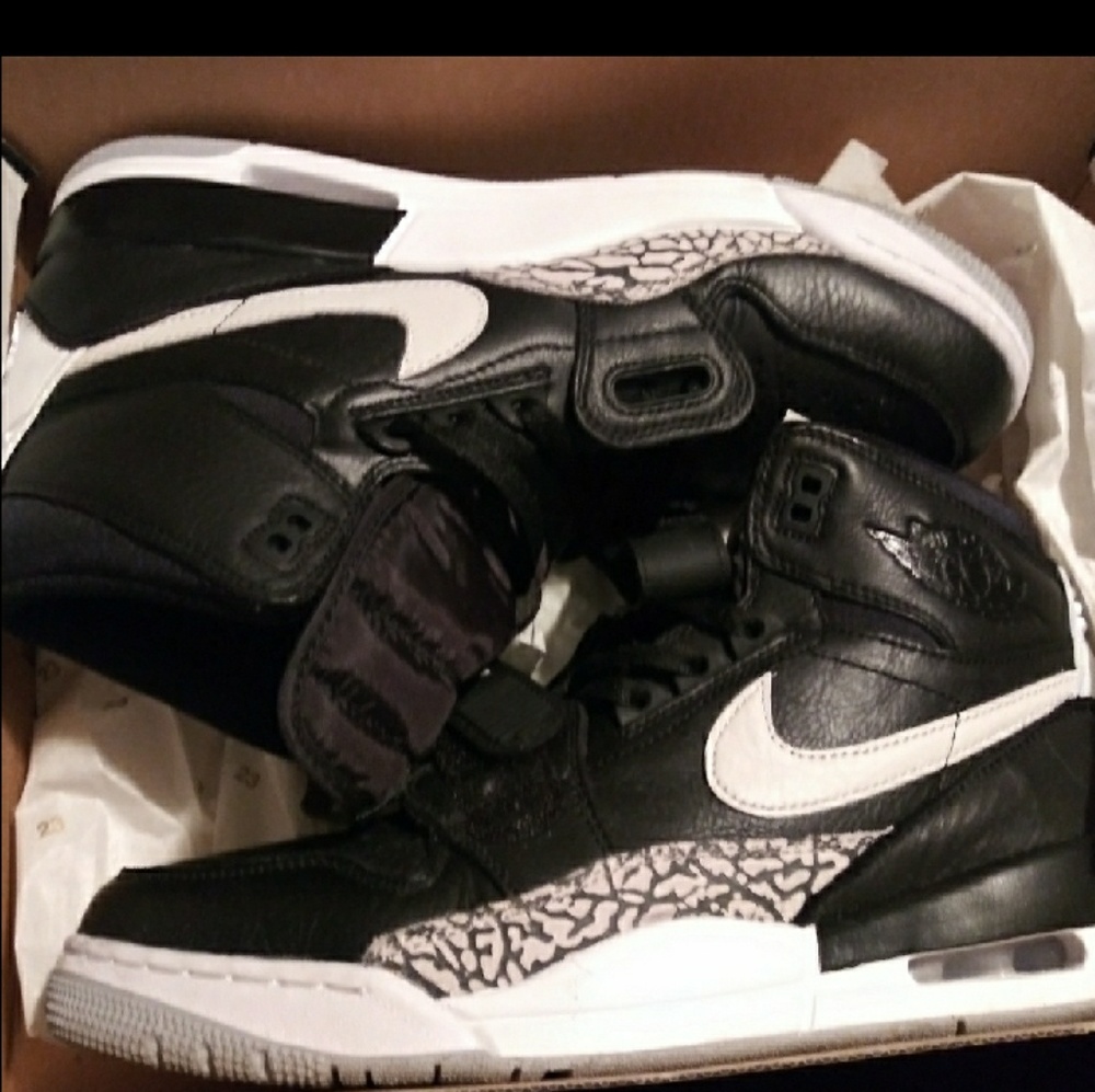 312 Jordan's